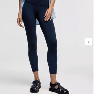 Lululemon Align Leggings 25" in True Navy